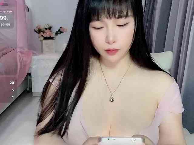 Wink-WeiWei Wink-WeiWei