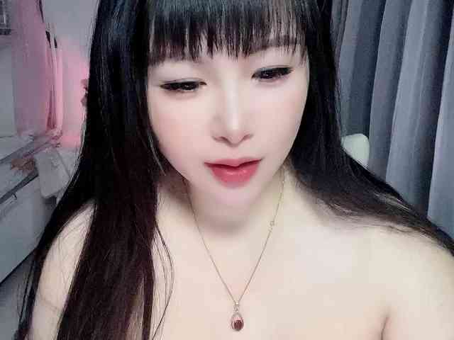 Wink-WeiWei Live Webcam on BongaCams