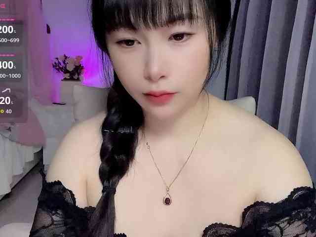 Wink-WeiWei Wink-WeiWei