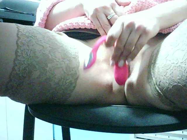 Lyalya7771's BongaCams show and profile