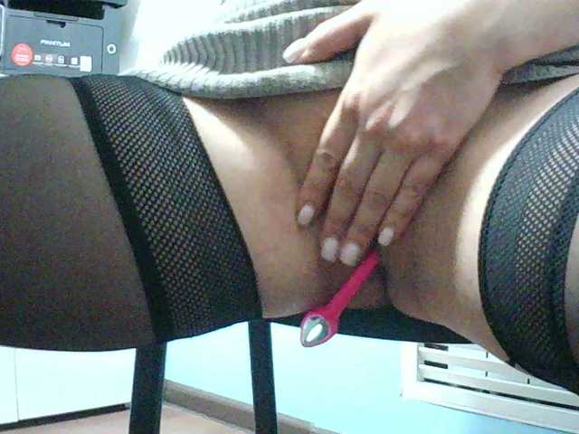 Lyalya7771's BongaCams show and profile