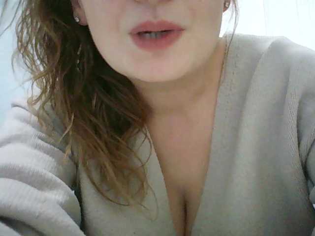 Lyalya7771 – webcam model profile photo