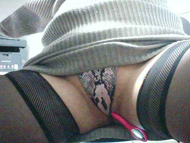 Lyalya7771's BongaCams show and profile