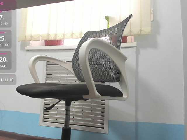 Lyalya7771's BongaCams show and profile