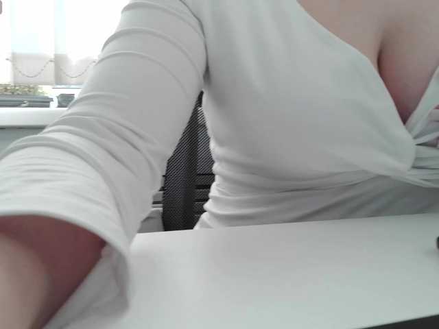 Lyalya7771 from BongaCams