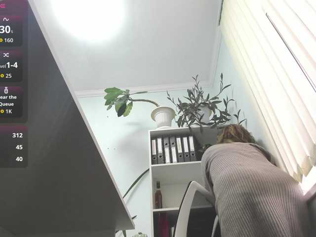 Lyalya7771's BongaCams show and profile