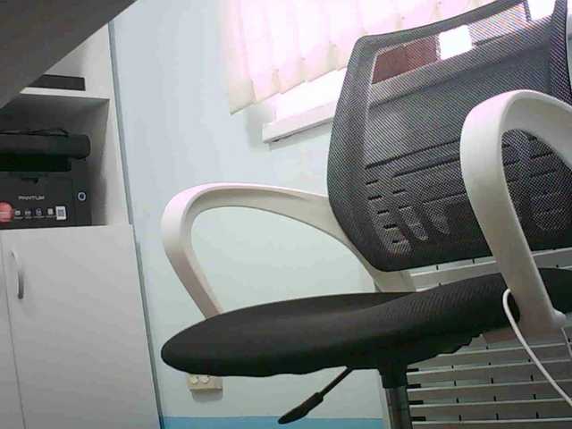 Lyalya7771's BongaCams show and profile