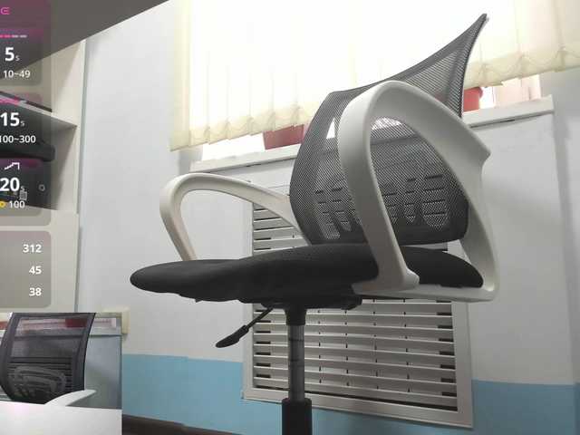 Lyalya7771's BongaCams show and profile