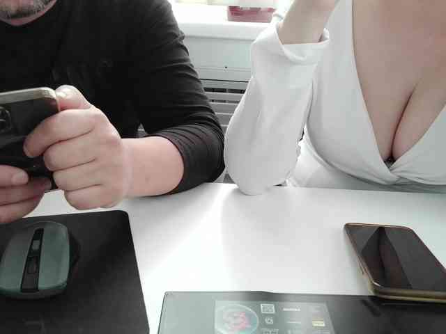 Lyalya7771 Live Webcam on {site_name}