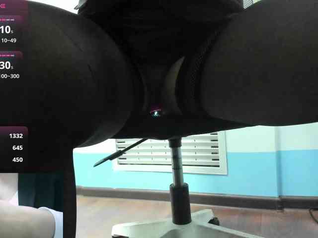 Lyalya7771 webcam