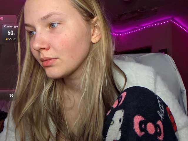 MilagroKailey's BongaCams show and profile