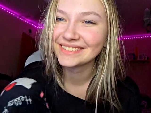 MilagroKailey's BongaCams show and profile