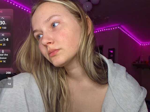 MilagroKailey's BongaCams show and profile