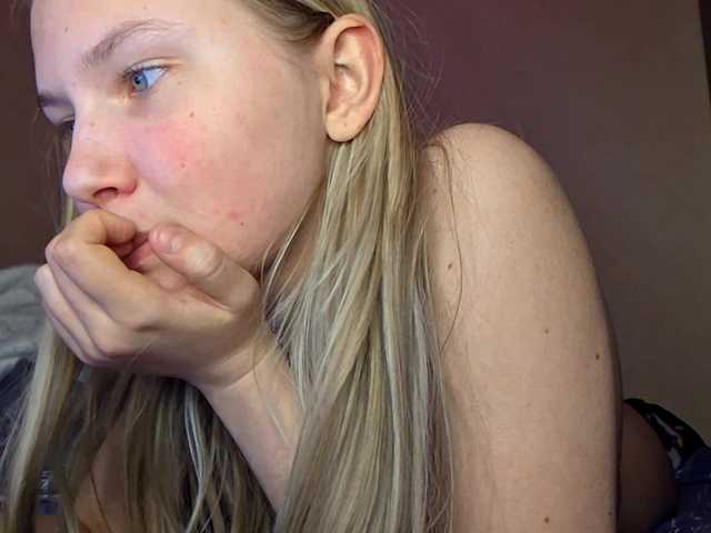 MilagroKailey's BongaCams show and profile