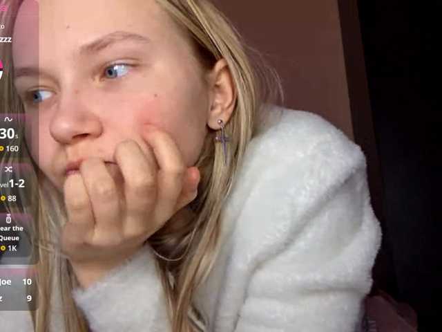 MilagroKailey — Hello my kittens! let's have some fun!)) show off my beautiful legs !! @remain  @sofar   @total. 