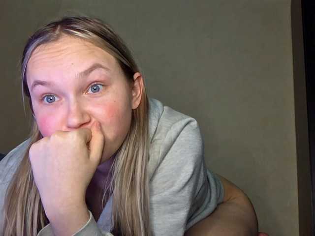 MilagroKailey live cam profile