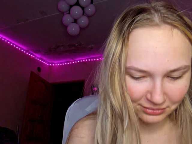 MilagroKailey's BongaCams show and profile