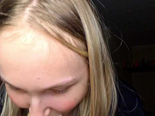 MilagroKailey's BongaCams show and profile