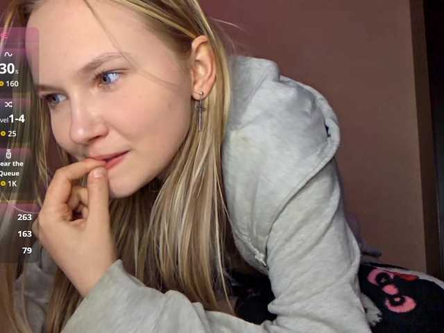 MilagroKailey's BongaCams show and profile