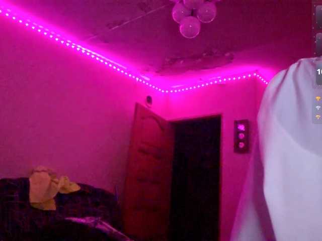 MilagroKailey's BongaCams show and profile