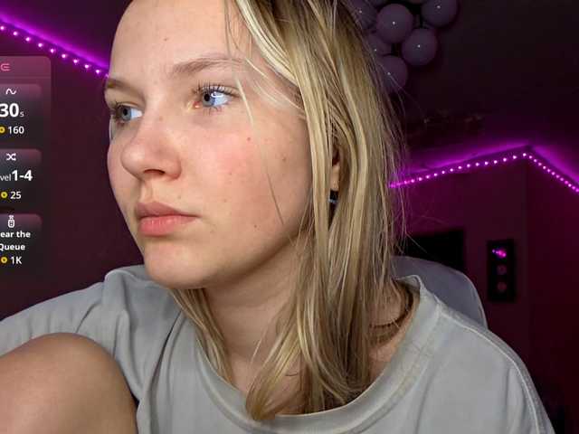 MilagroKailey's BongaCams show and profile