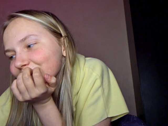 MilagroKailey's BongaCams show and profile