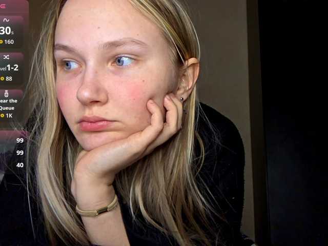 MilagroKailey's BongaCams show and profile