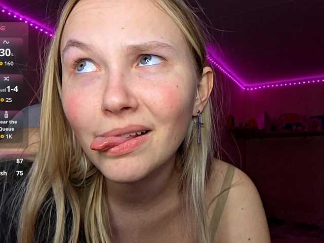 MilagroKailey's BongaCams show and profile