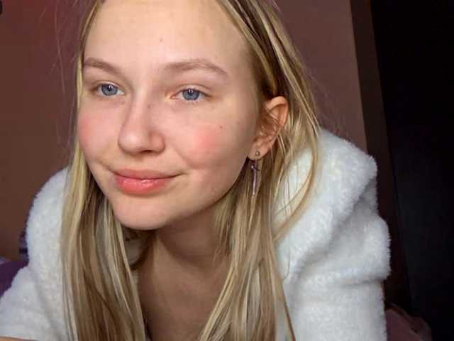 MilagroKailey's BongaCams show and profile