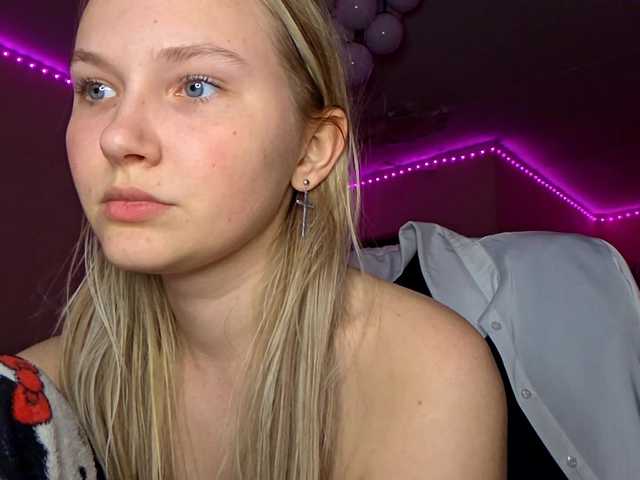MilagroKailey's BongaCams show and profile