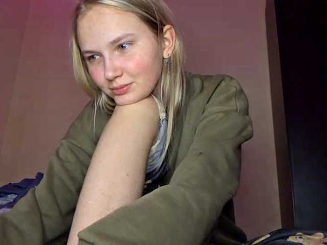 MilagroKailey's BongaCams show and profile