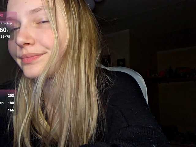 MilagroKailey's BongaCams show and profile