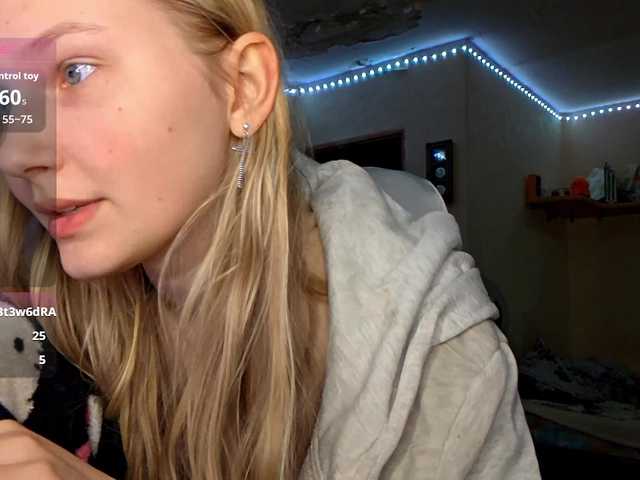 MilagroKailey's BongaCams show and profile