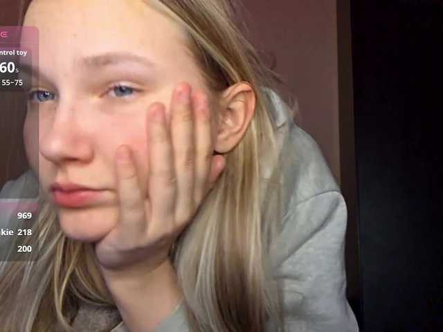 MilagroKailey's BongaCams show and profile