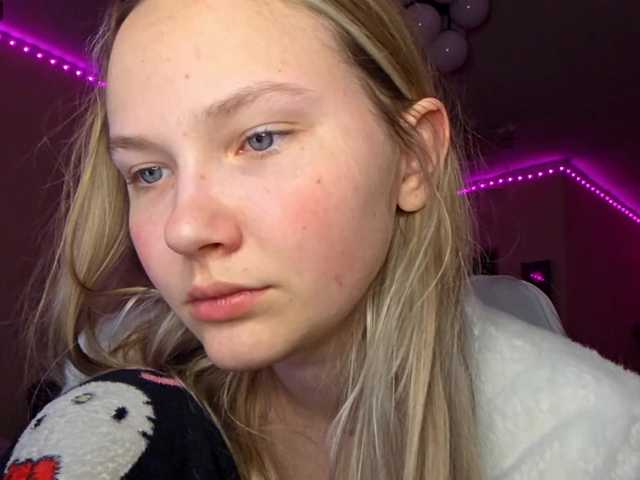 MilagroKailey's BongaCams show and profile