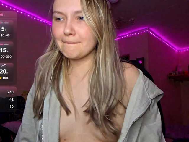 le modèle MilagroKailey est en webcam porno dans un show sur le site bongacams, il possède les tags suivants: White/Caucasian,Blonde,Trimmed