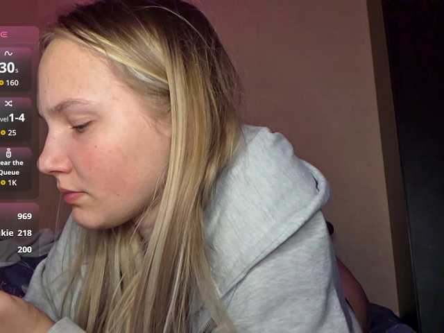 MilagroKailey's BongaCams show and profile