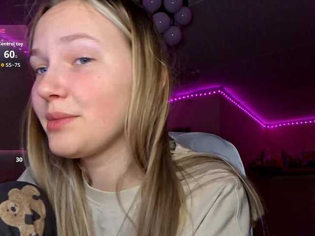 MilagroKailey's BongaCams show and profile