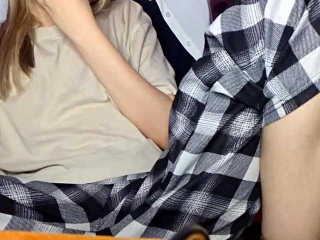 MilagroKailey's BongaCams show and profile