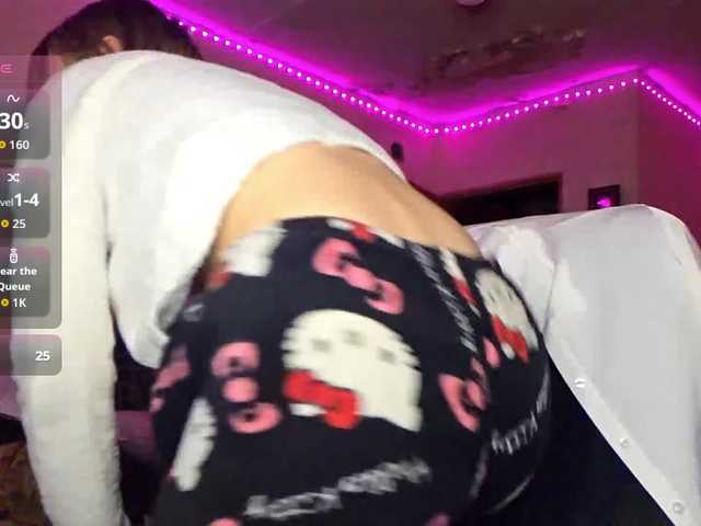 le modèle MilagroKailey est en webcam porno dans un show sur le site bongacams, il possède les tags suivants: White/Caucasian,Blonde,Trimmed