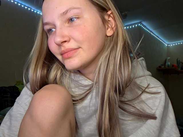 MilagroKailey's BongaCams show and profile