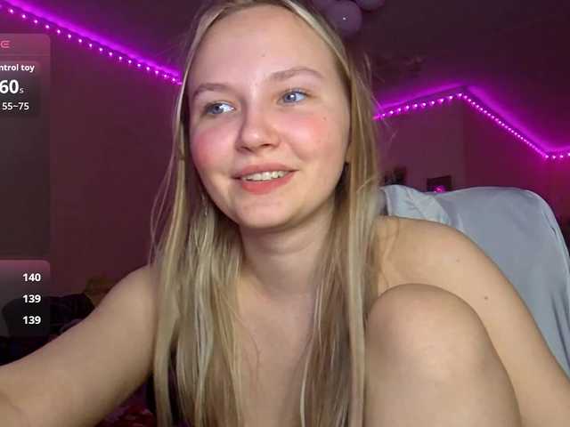 MilagroKailey's BongaCams show and profile