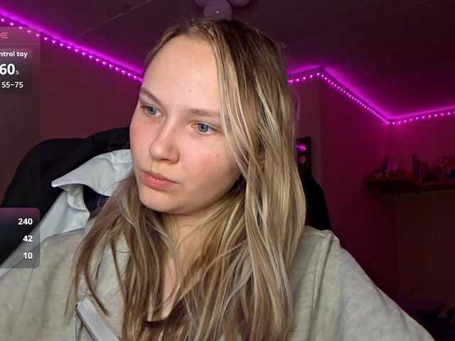 MilagroKailey's BongaCams show and profile