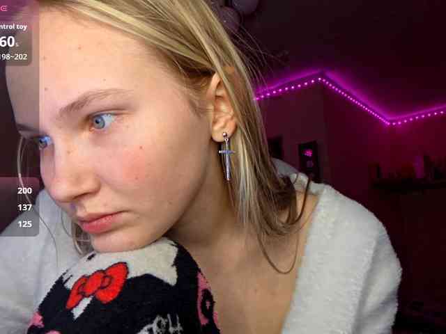 online webcam MilagroKailey