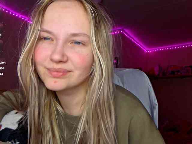 MilagroKailey webcam