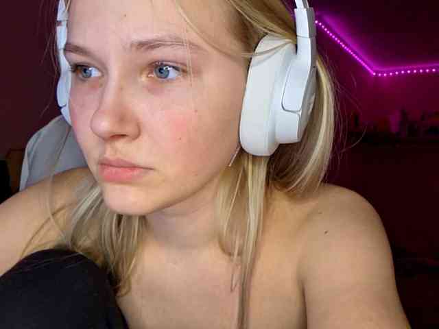 MilagroKailey webcam