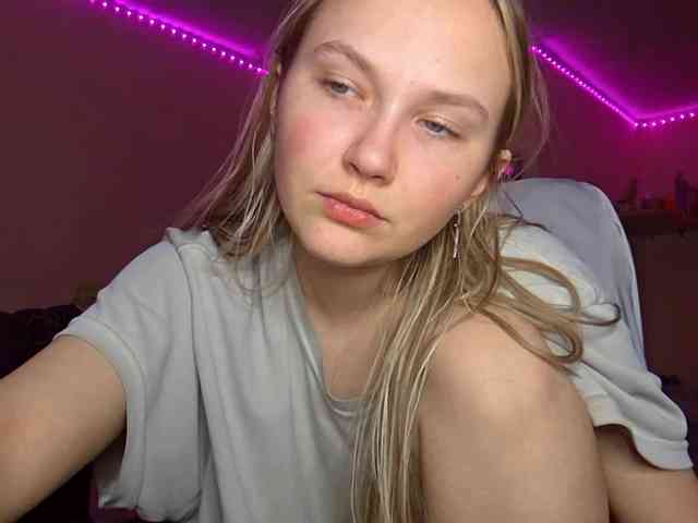 MilagroKailey webcam