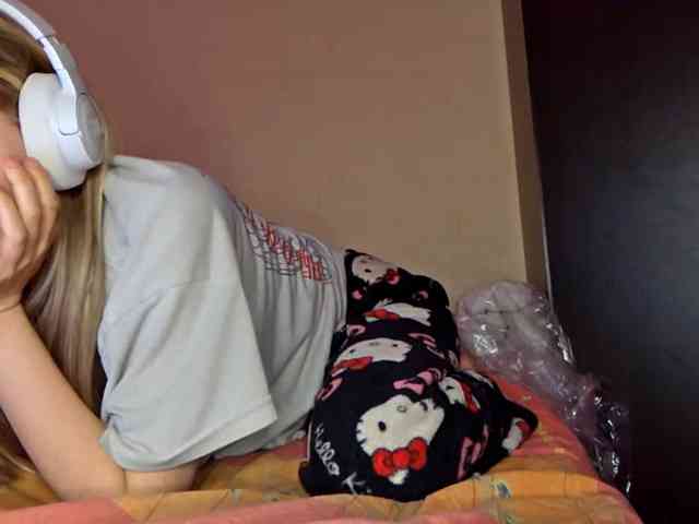 MilagroKailey webcam