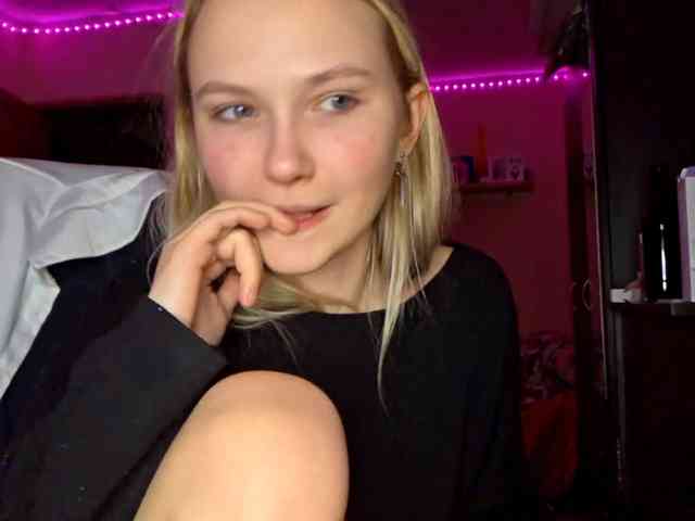 MilagroKailey webcam