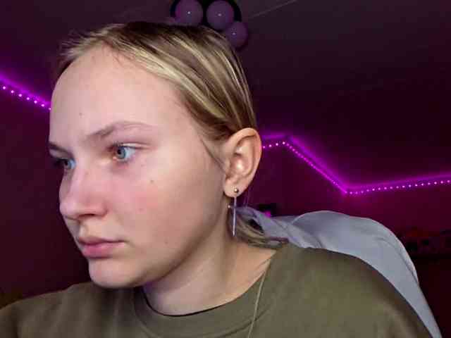 MilagroKailey webcam